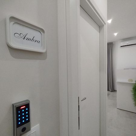 Agatha Modern Elegant Rooms SantʼAgata di Militello Екстериор снимка