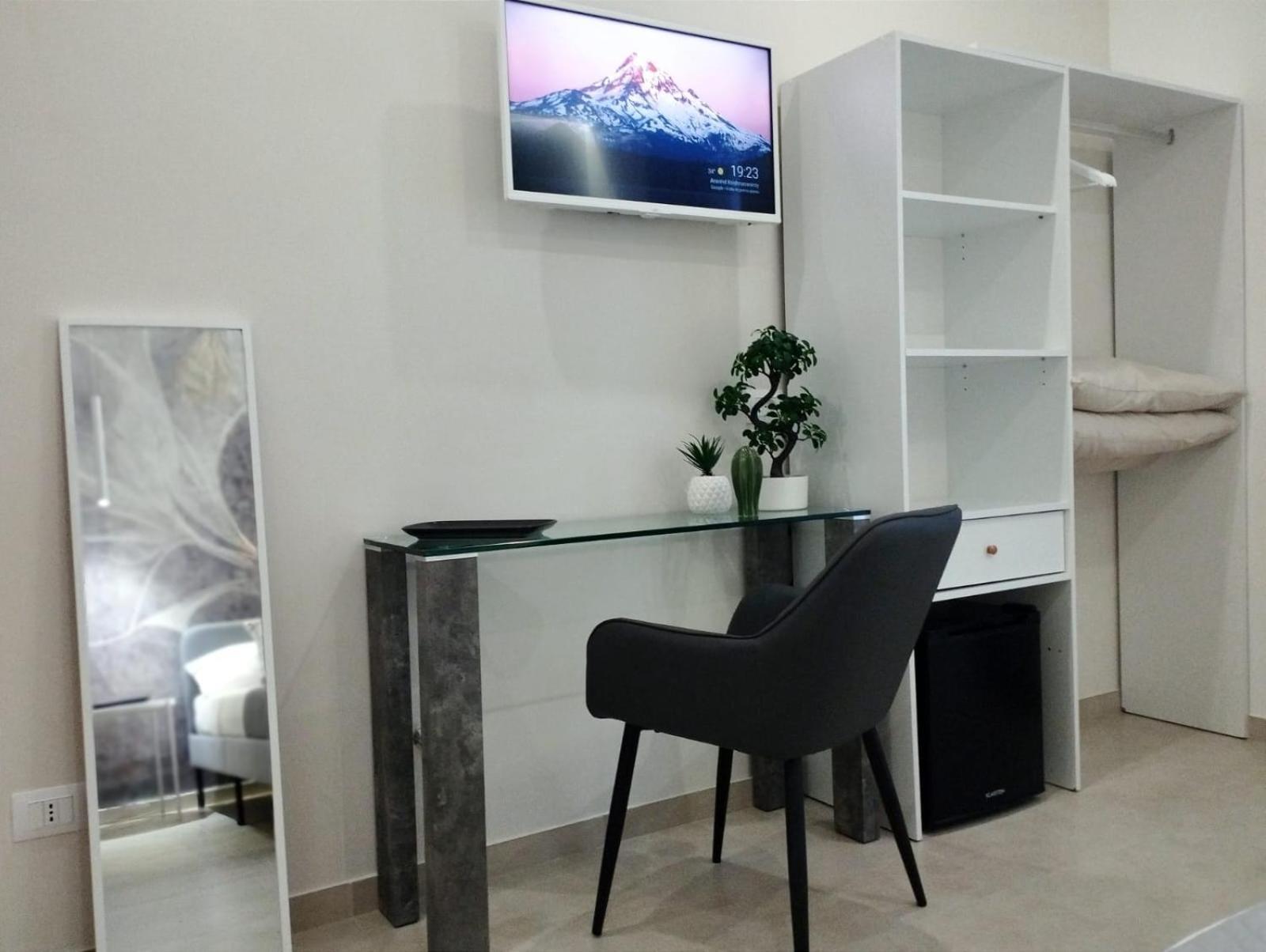 Agatha Modern Elegant Rooms SantʼAgata di Militello Екстериор снимка