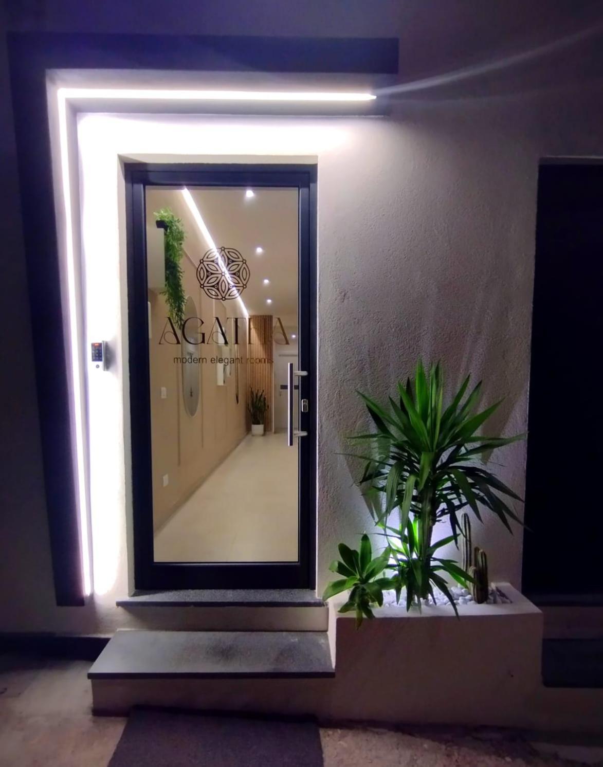 Agatha Modern Elegant Rooms SantʼAgata di Militello Екстериор снимка