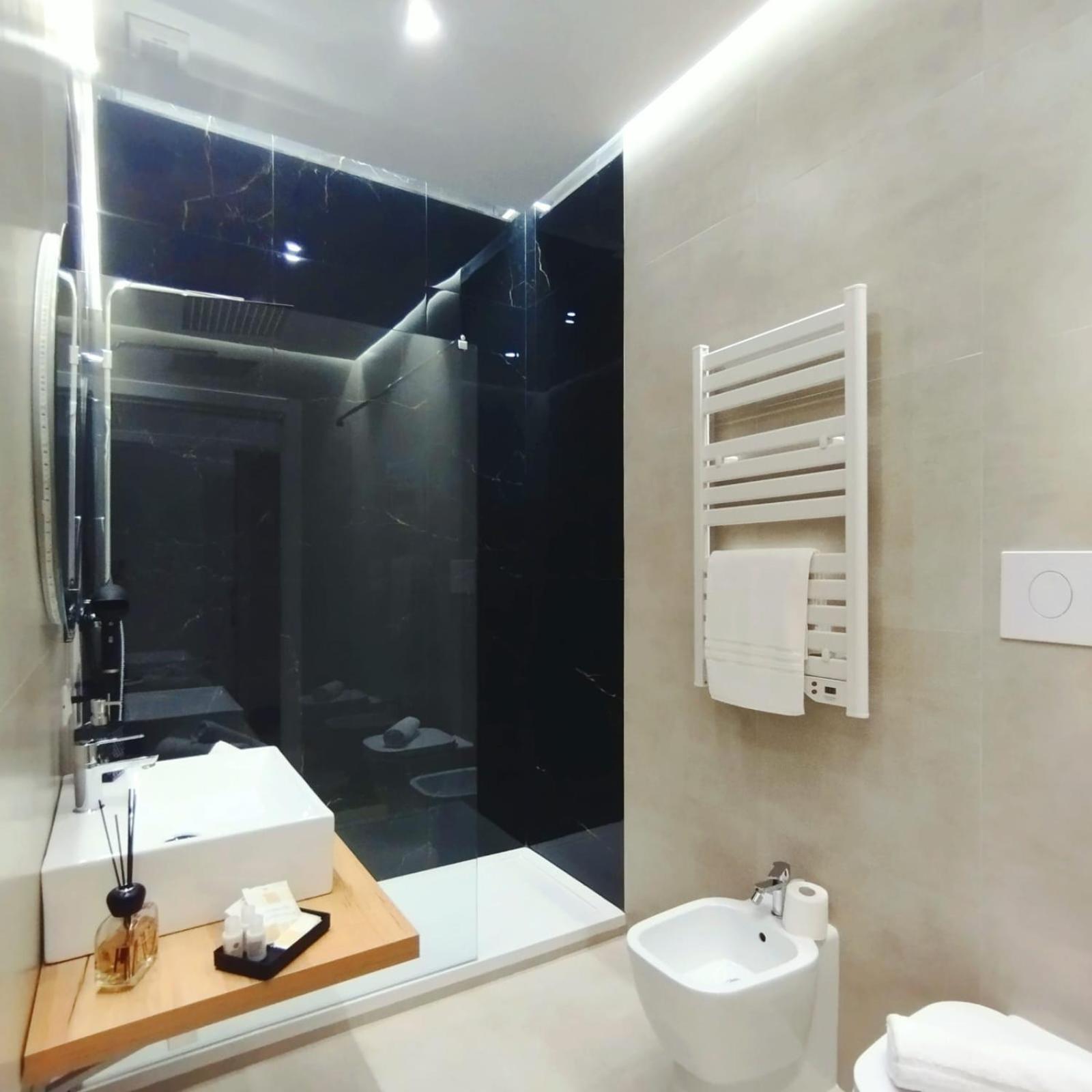 Agatha Modern Elegant Rooms SantʼAgata di Militello Екстериор снимка